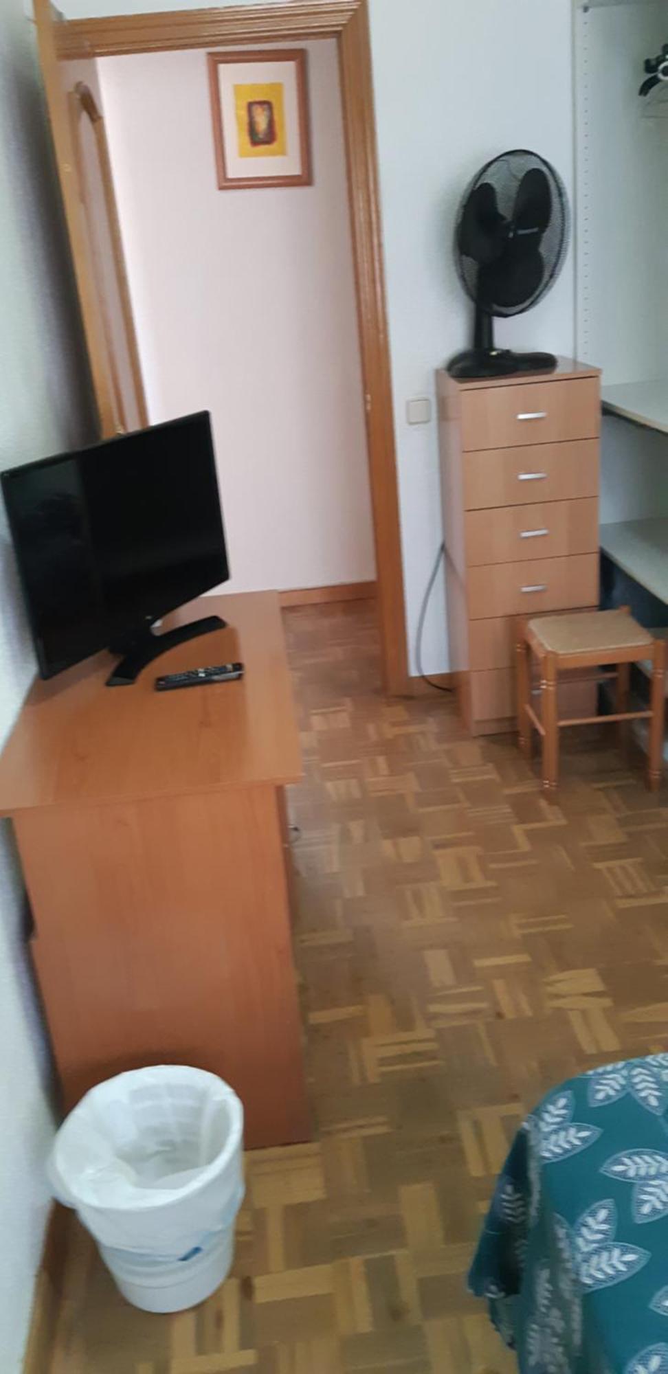 Habitacion Lcv Мадрид Экстерьер фото